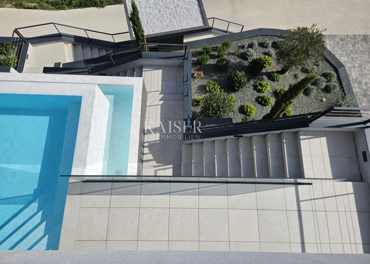 Abbazia, dintorni - villa di lusso 340m2 con piscina