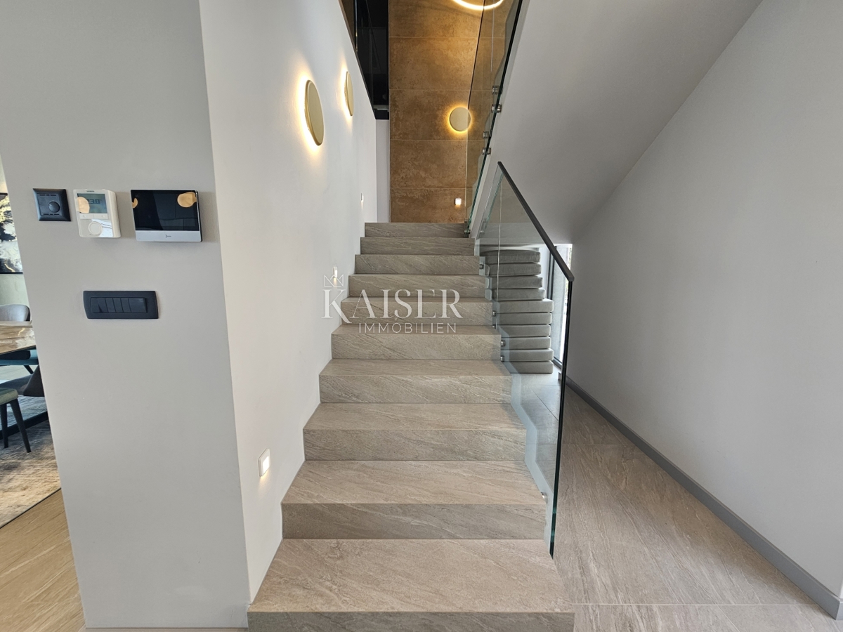 Abbazia, dintorni - villa di lusso 340m2 con piscina