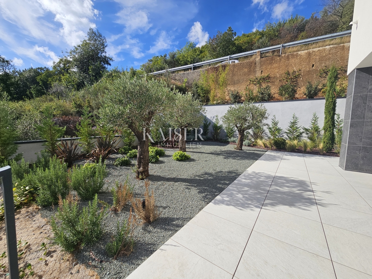 Abbazia, dintorni - villa di lusso 340m2 con piscina