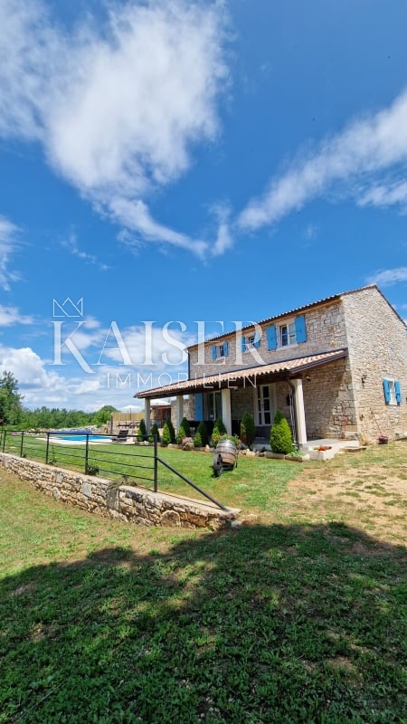 Istria - Lovreč, villa istriana autoctona con tenuta