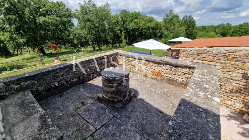 Istria - Lovreč, villa istriana autoctona con tenuta
