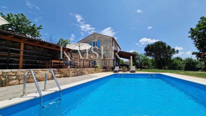 Istria - Lovreč, villa istriana autoctona con tenuta