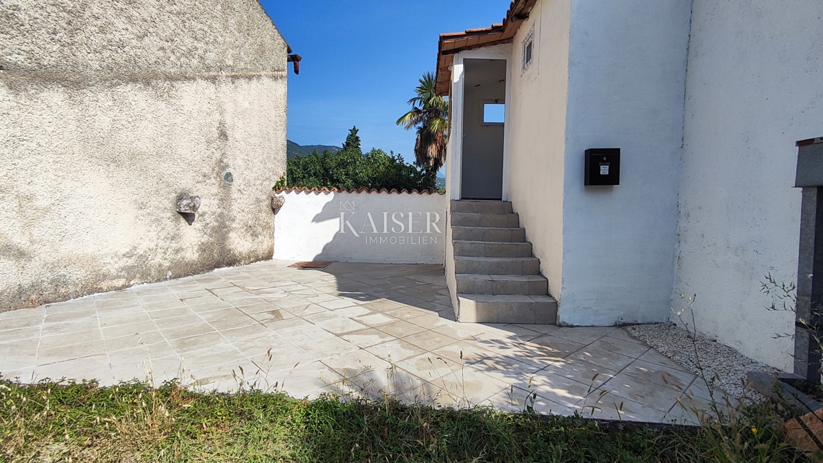 Mošćenička Draga, Brseč - casetta vicino al mare, 30m2