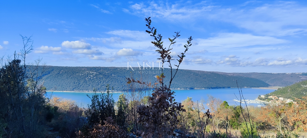 Istria, Labin - terreno edificabile con vista mare, 900 m2
