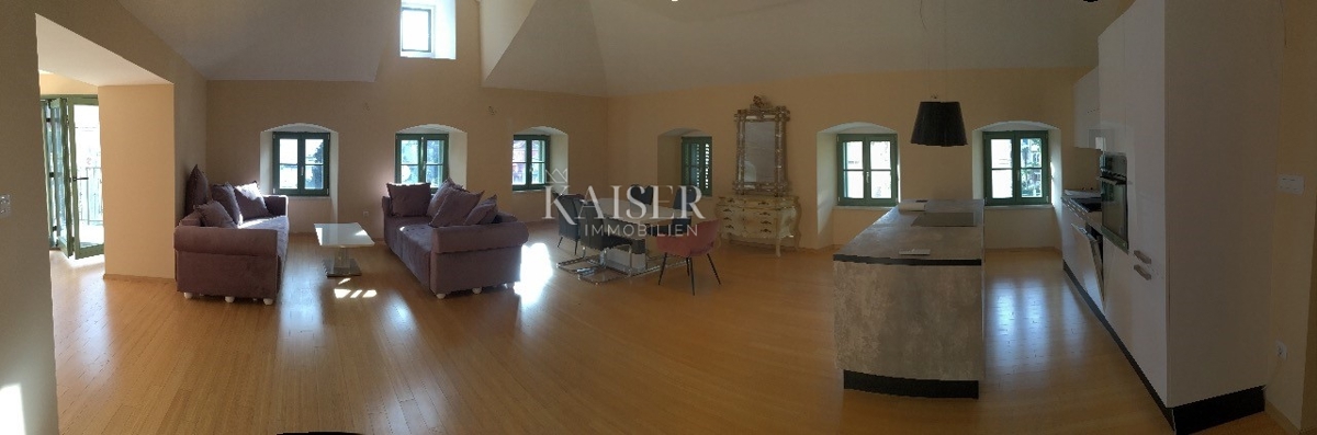 Appartamento Opatija - Centar, Opatija, 185m2