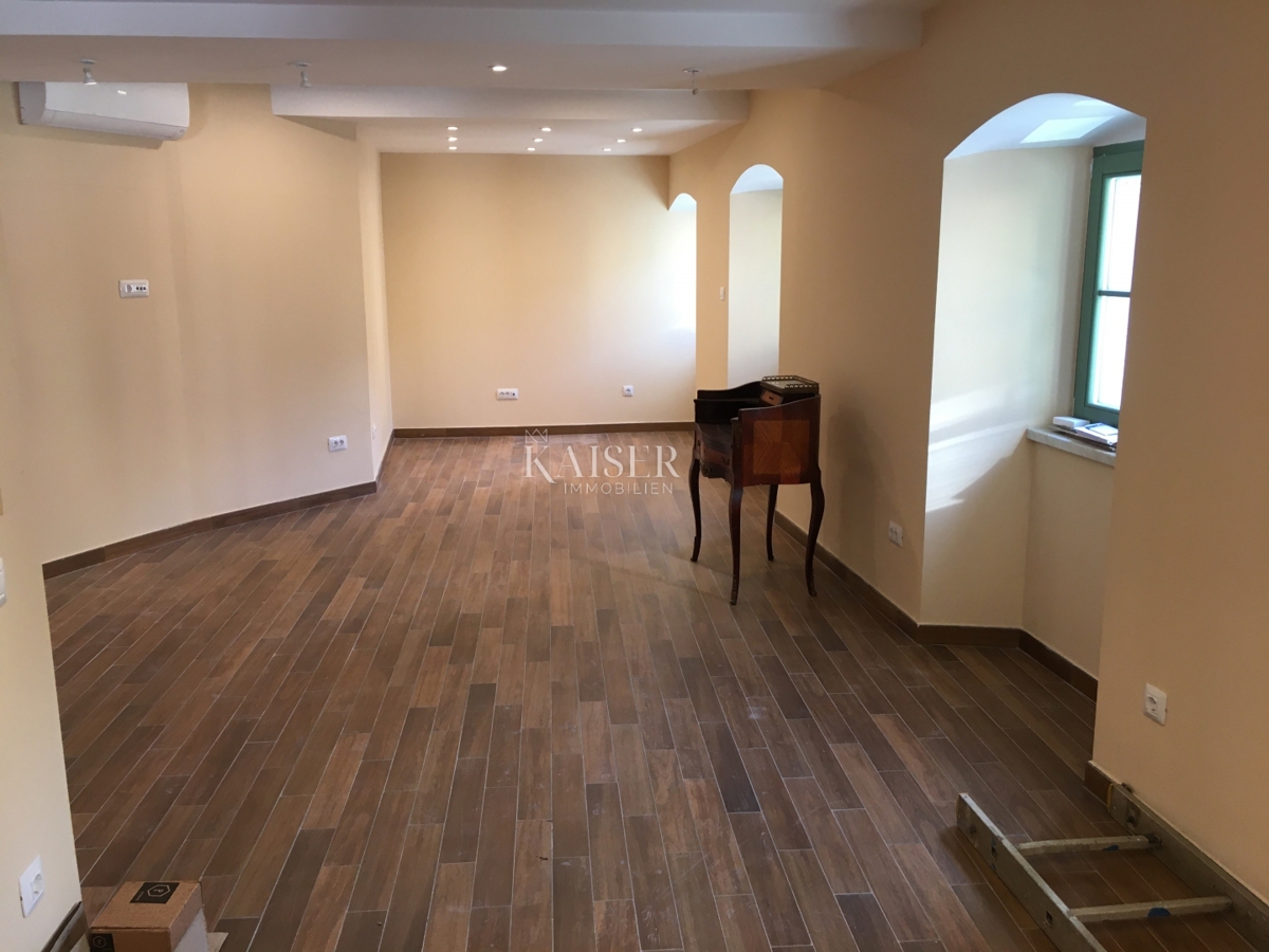 Appartamento Opatija - Centar, Opatija, 185m2