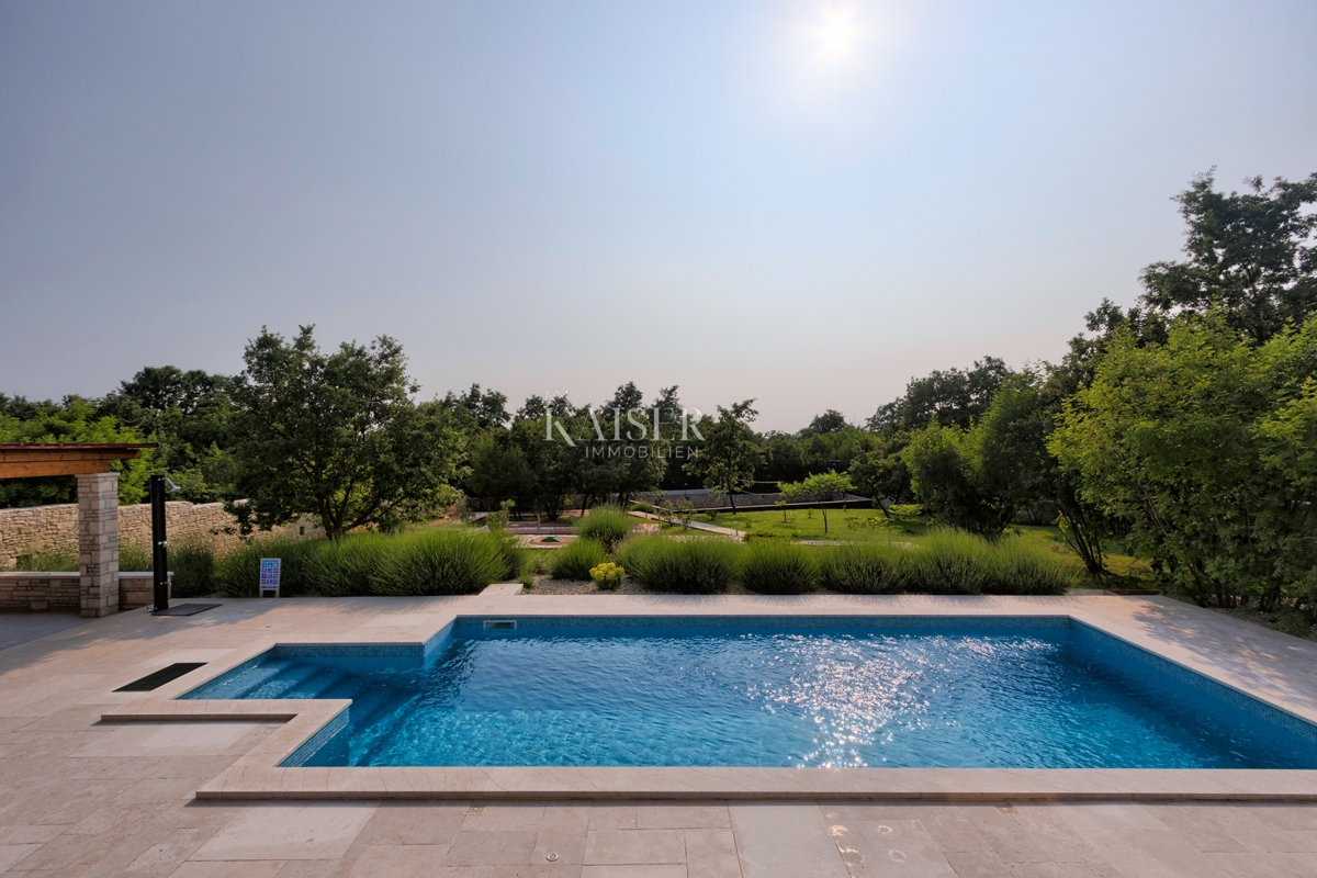  Ville Svetvinčenat, 295m2