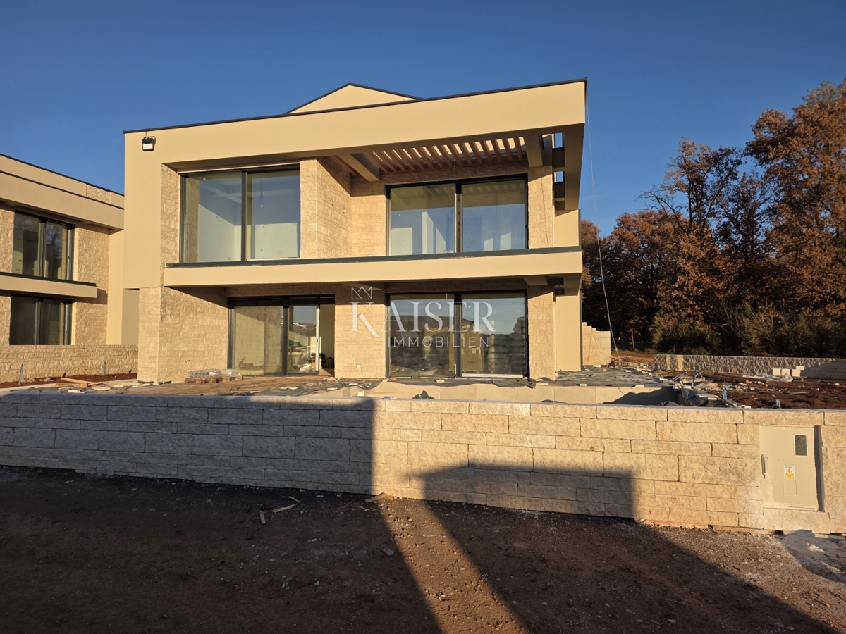 Istria, Umago - villa con piscina in un resort di lusso