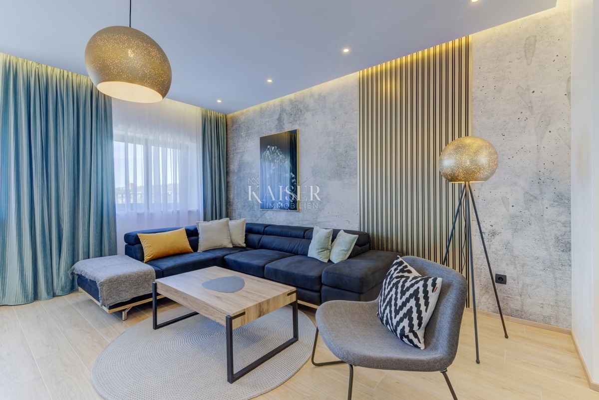 Ville Novi Vinodolski, 302m2