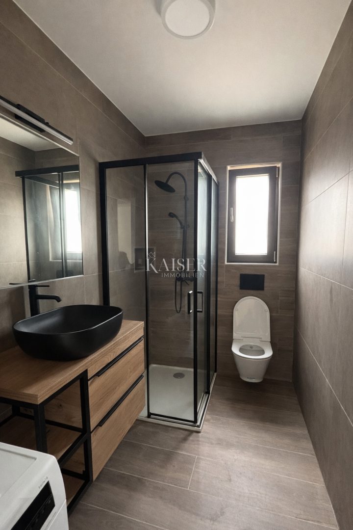 Zara, Privlaka appartamento in una nuova costruzione, 70 m dal mare