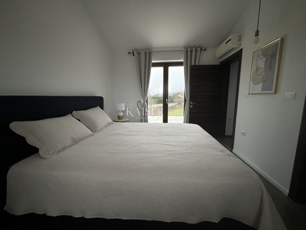 Istria, Barbana - idillio boschivo non lontano dal mare, villa 170 m2
