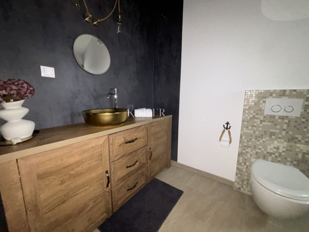 Istria, Barbana - idillio boschivo non lontano dal mare, villa 170 m2