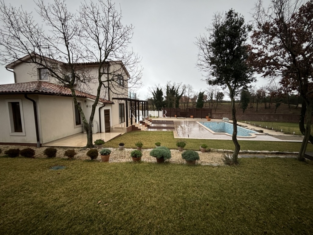 Istria, Barbana - idillio boschivo non lontano dal mare, villa 170 m2