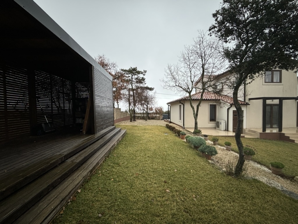 Istria, Barbana - idillio boschivo non lontano dal mare, villa 170 m2