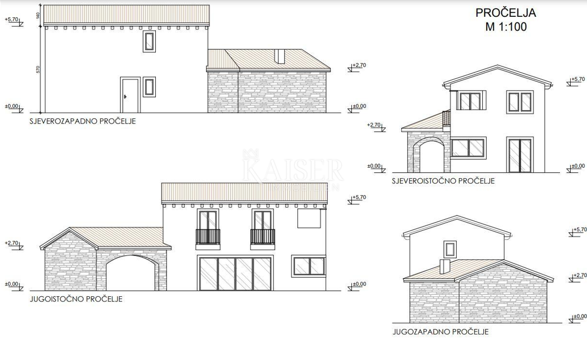 Istria - Parenzo, moderna villa rustica con piscina riscaldata