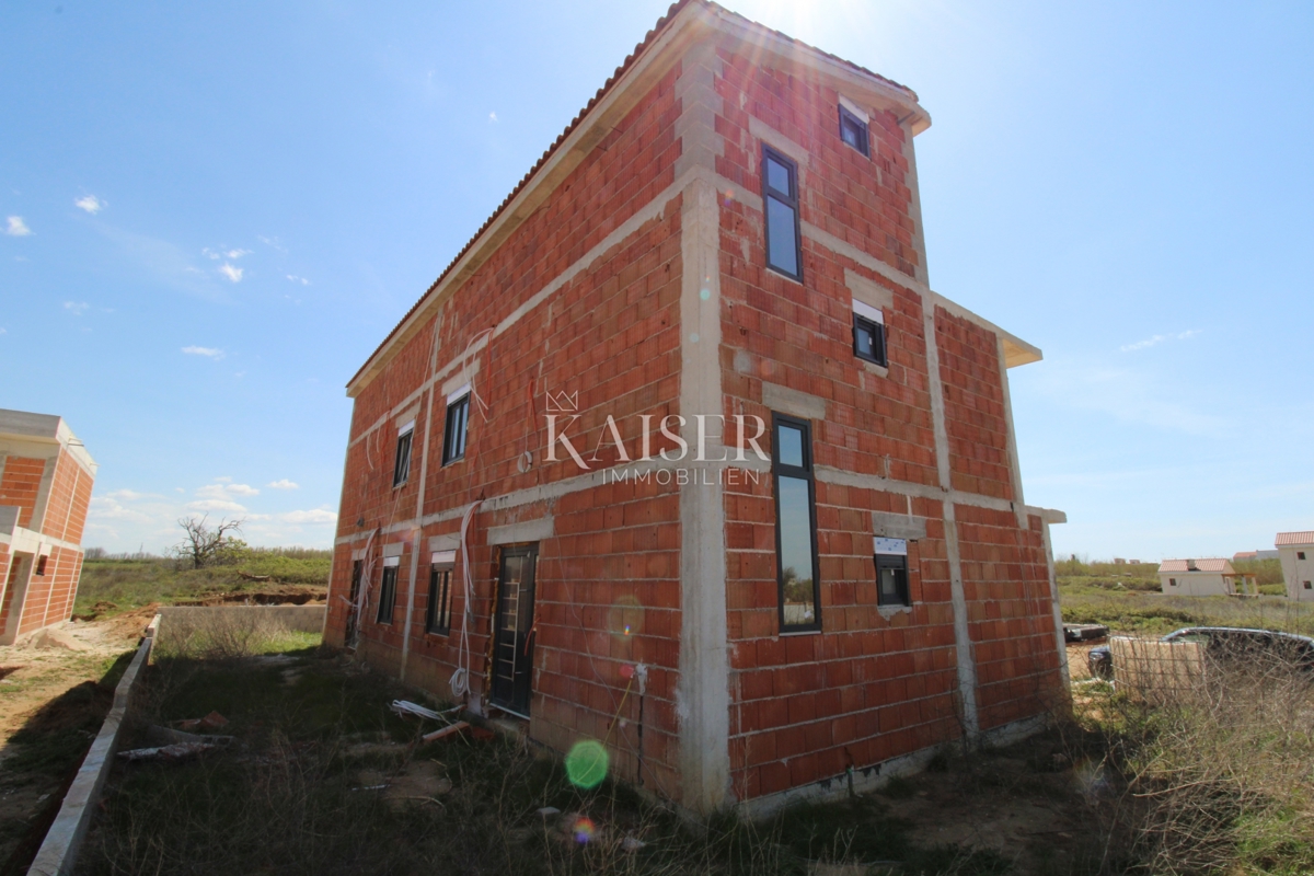 Zadar, Privlaka Moderna casa bifamiliare