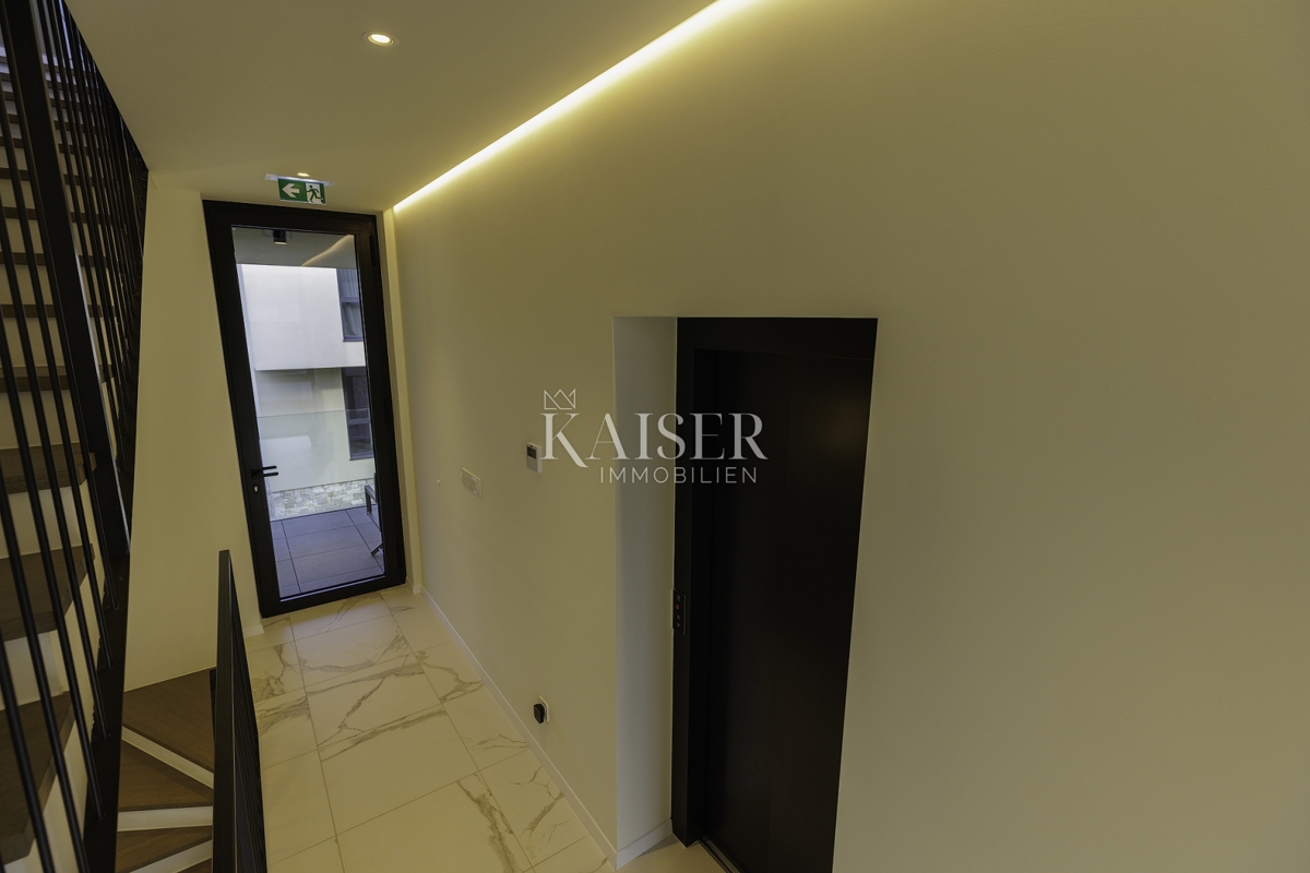 Istria, Umago, Salvore - villa di lusso nel resort, con tre camere da letto, 427m2