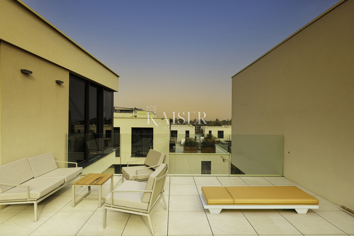 Istria, Umago, Salvore - villa di lusso nel resort, con tre camere da letto, 427m2