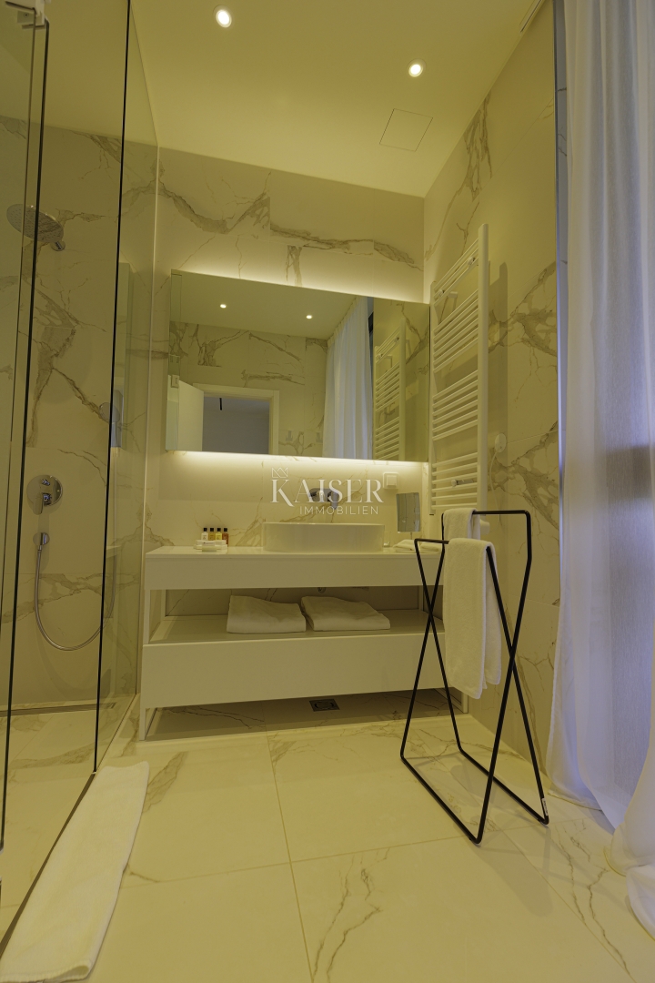 Istria, Umago, Salvore - villa di lusso nel resort, con tre camere da letto, 427m2