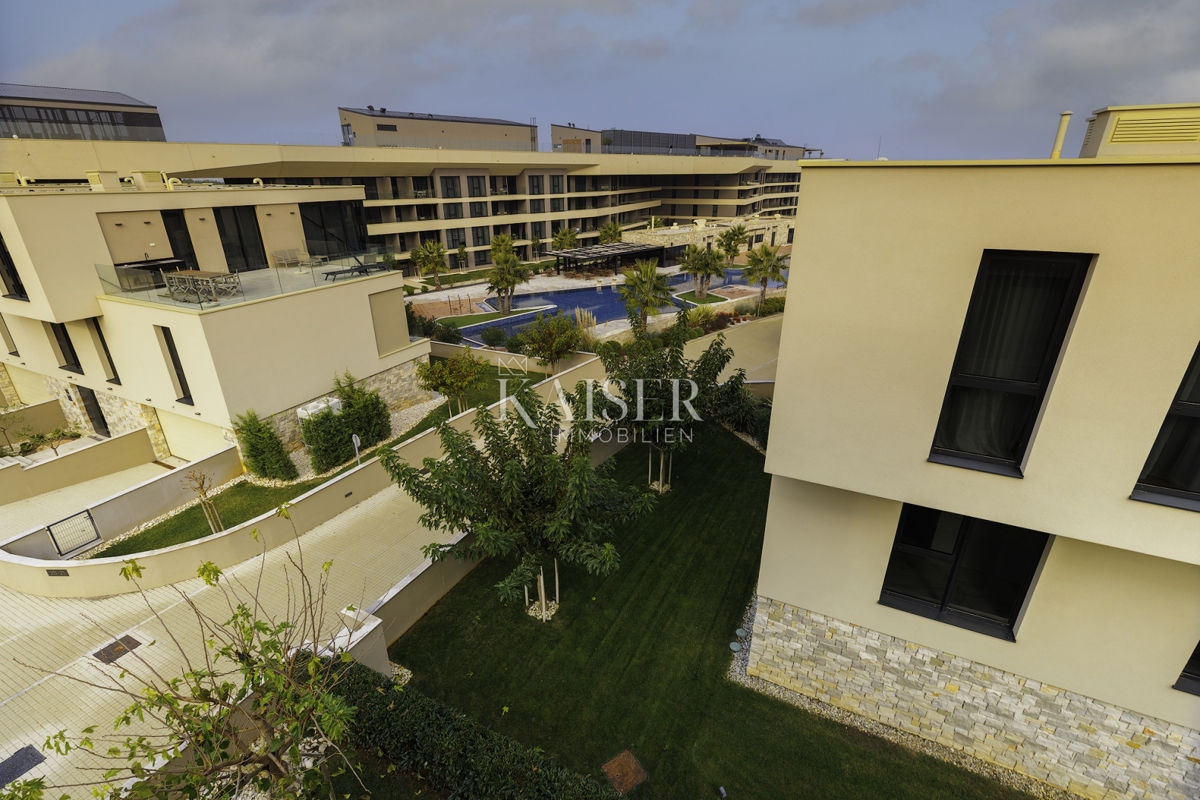 Istria, Umago, Salvore - villa di lusso nel resort, con tre camere da letto, 427m2