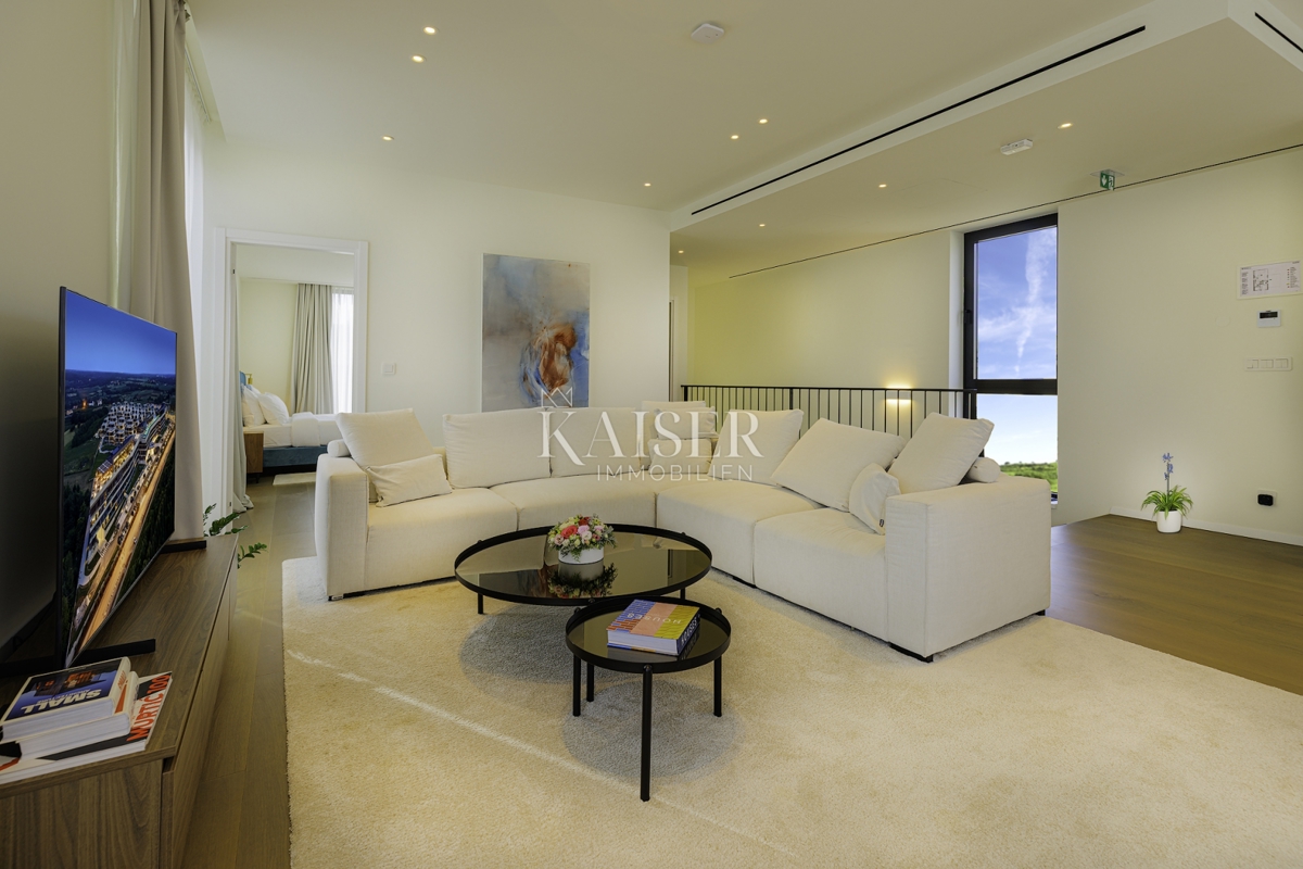 Istria, Umago, Salvore - villa di lusso nel resort, con tre camere da letto, 427m2