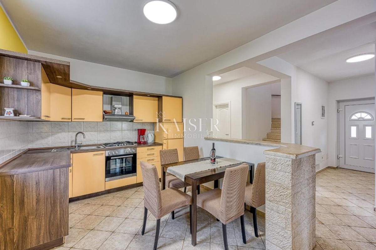 Antichità Krančići, Kaštelir-Labinci, 162m2
