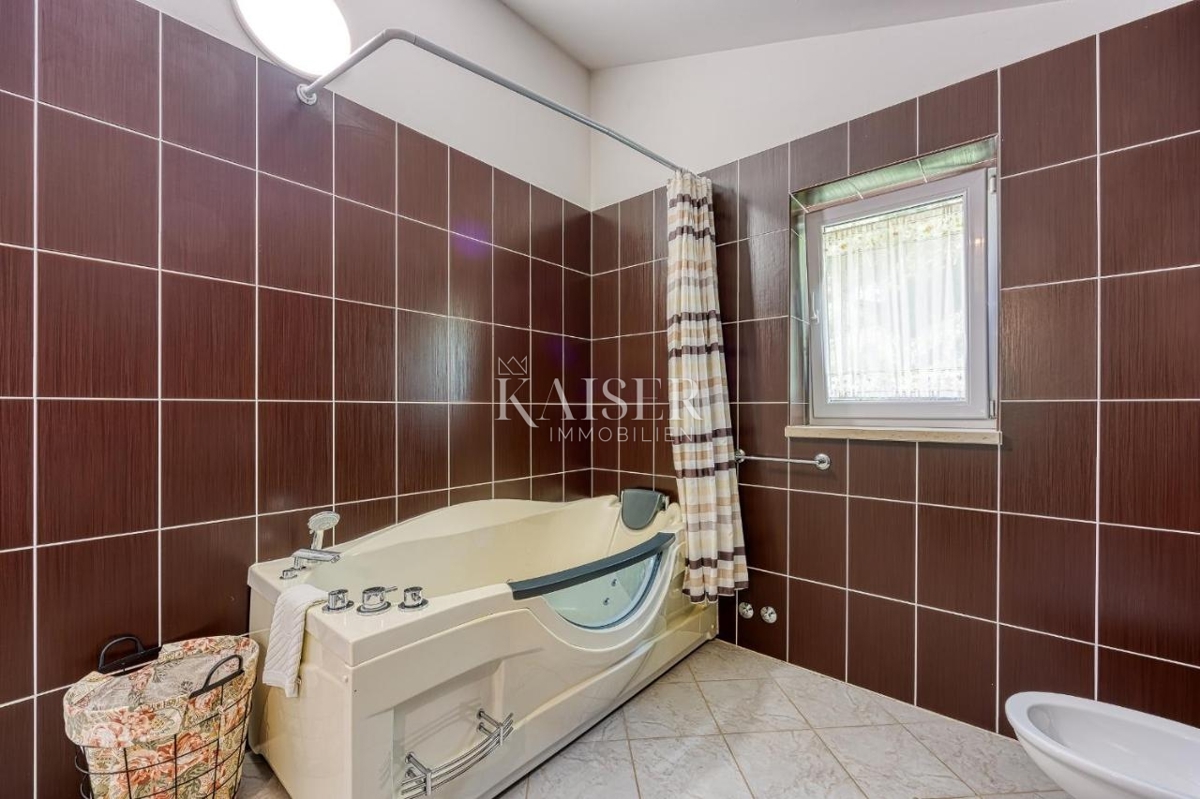 Antichità Krančići, Kaštelir-Labinci, 162m2