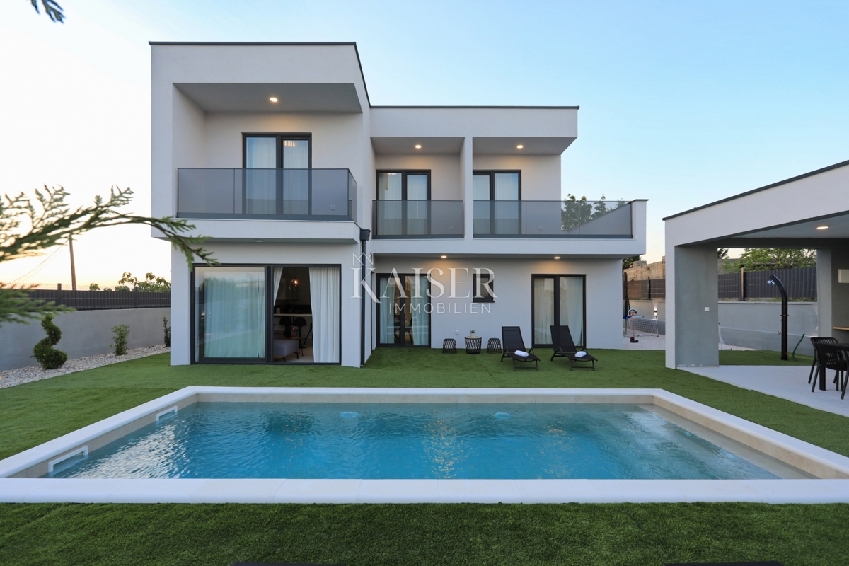 Villa Poljica Brig, Nin, 137m2