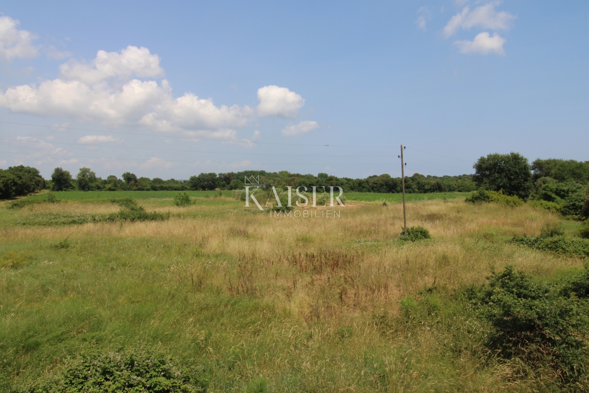 Istria, Pola - moderna casa bifamiliare di 170m2 con piscina 