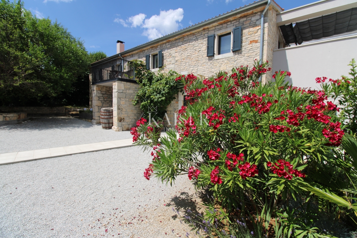 Istria - Parenzo, villa B&amp;B con piscina, vista mare