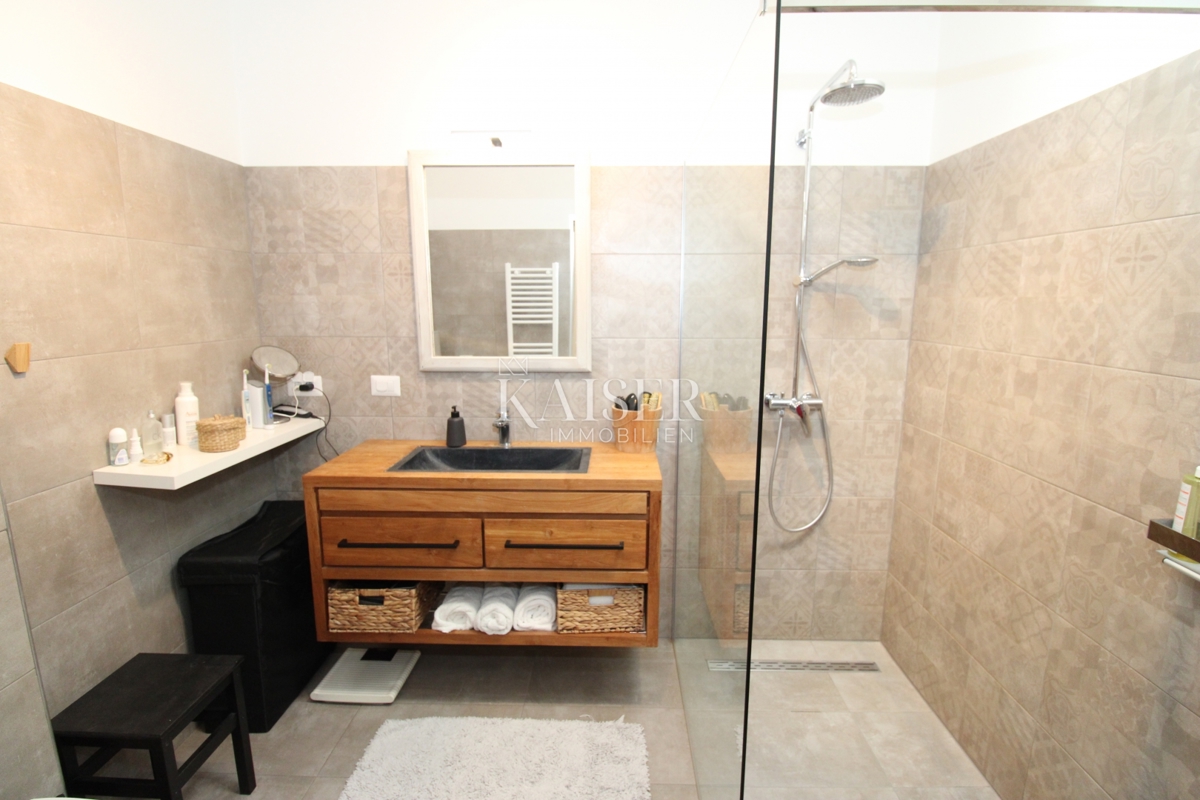 Istria - Parenzo, villa B&amp;B con piscina, vista mare