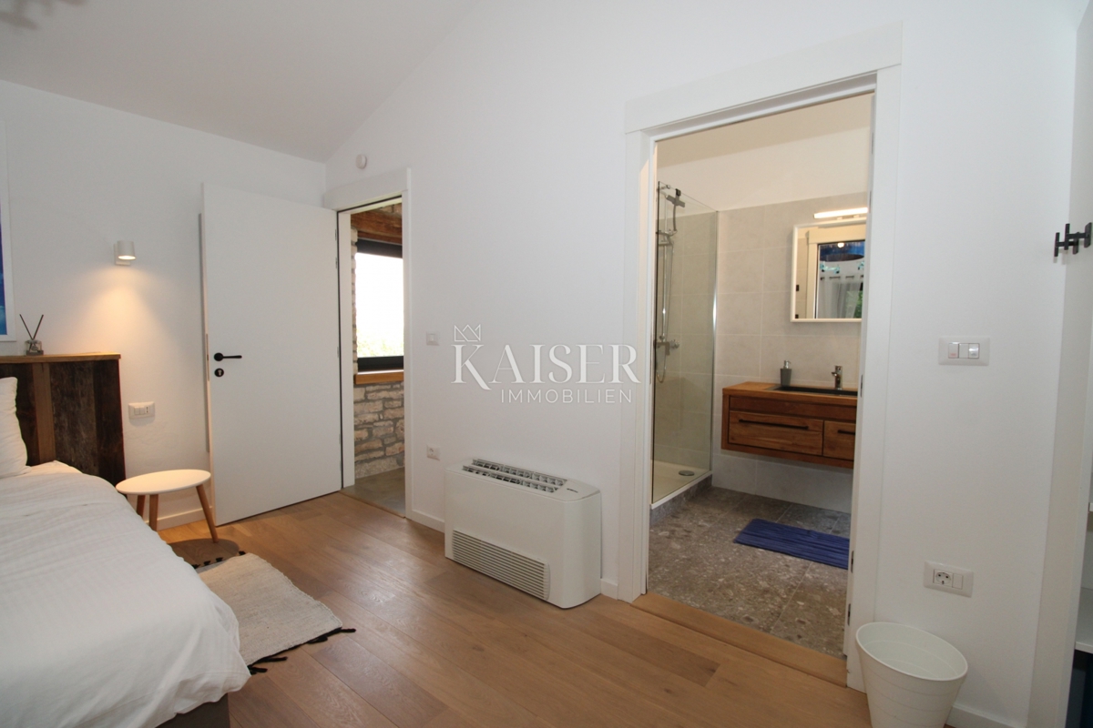 Istria - Parenzo, villa B&amp;B con piscina, vista mare