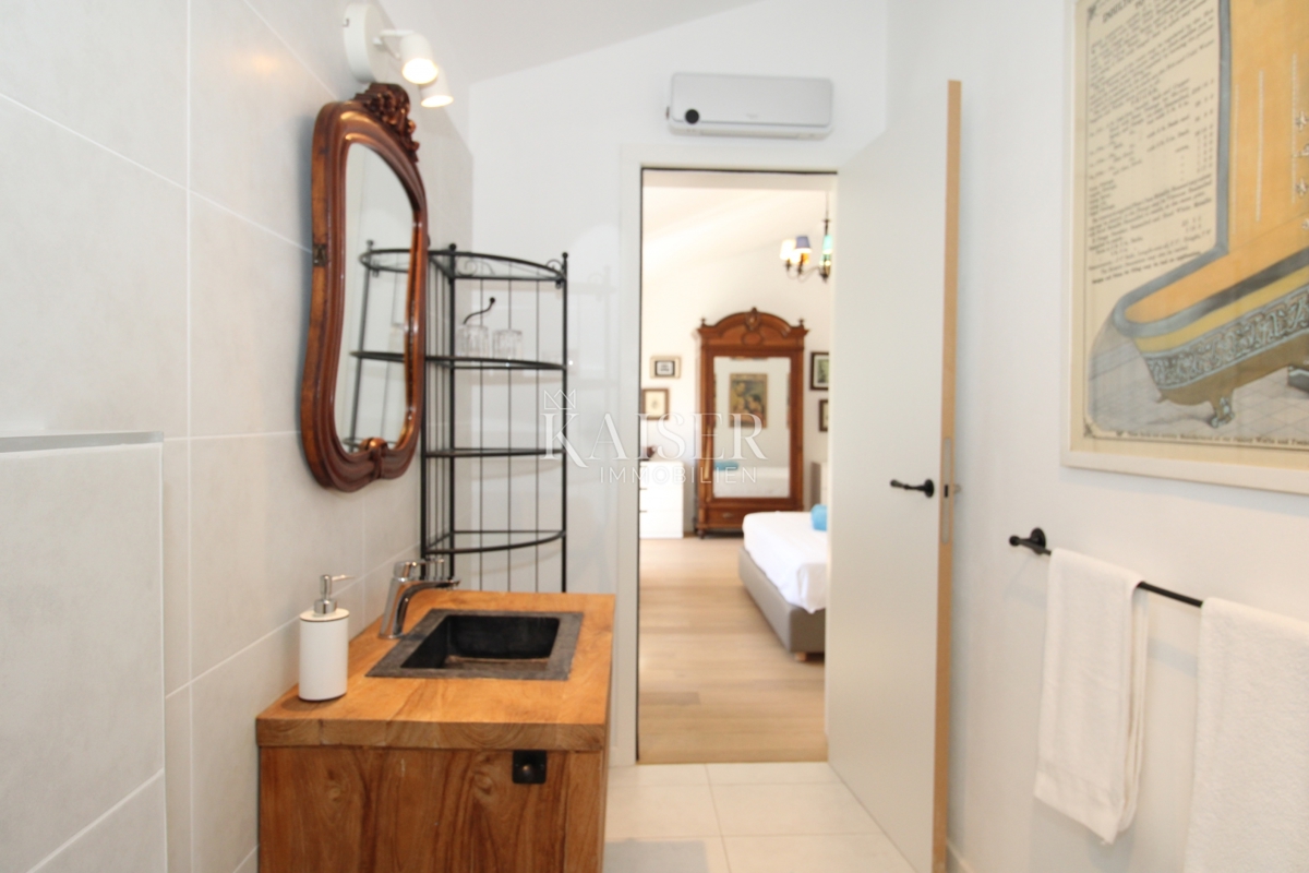 Istria - Parenzo, villa B&amp;B con piscina, vista mare