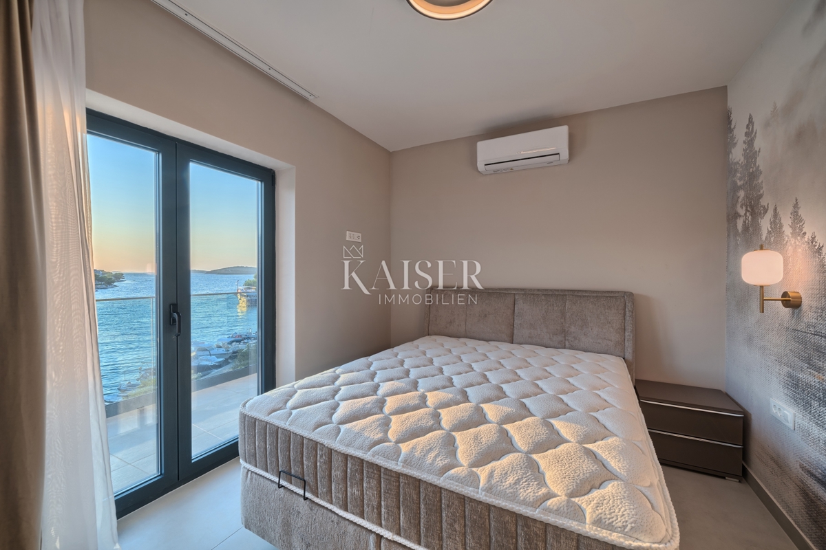 Sebenico, Rogoznica - Villa esclusiva con piscina - nuova costruzione