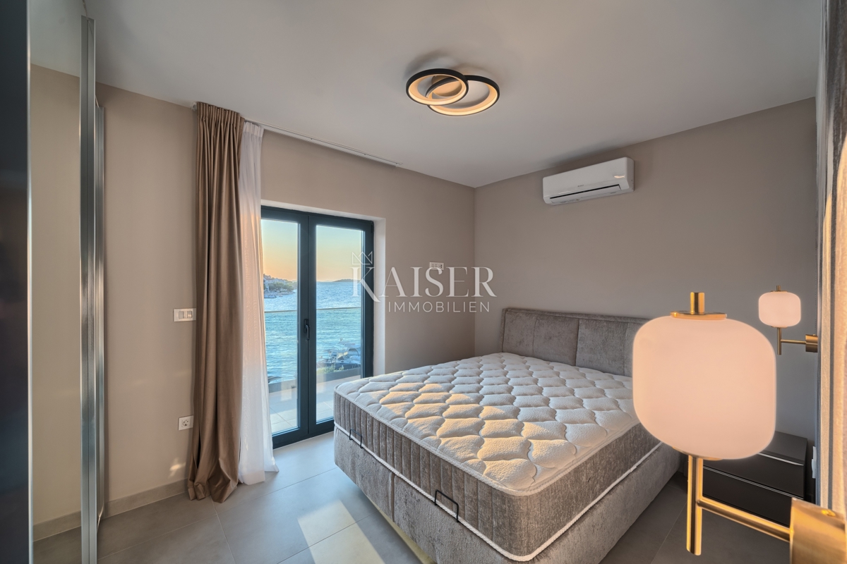 Sebenico, Rogoznica - Villa esclusiva con piscina - nuova costruzione