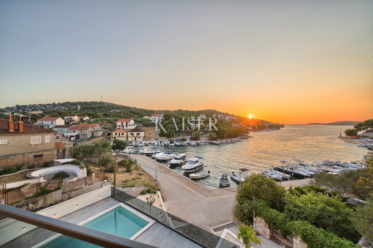 Sebenico, Rogoznica - Villa esclusiva con piscina - nuova costruzione