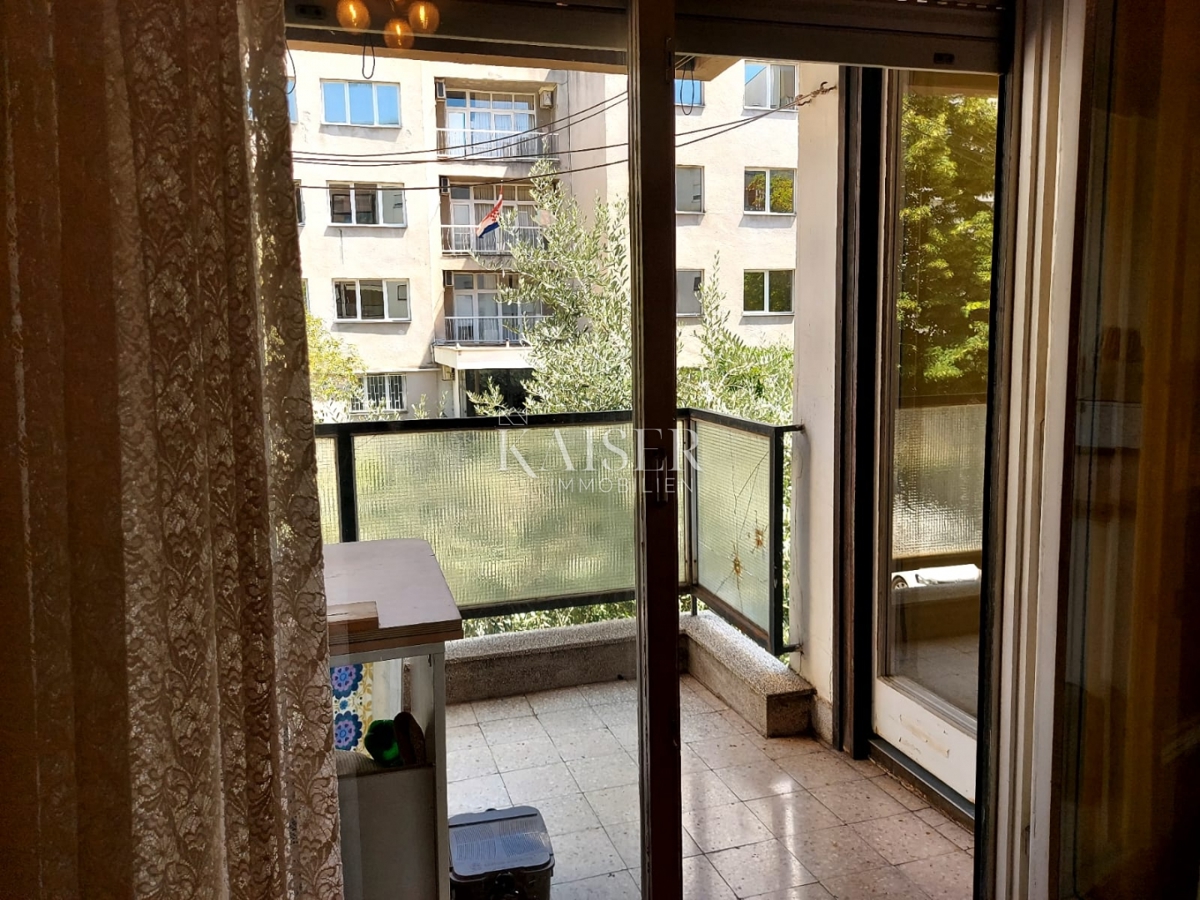 Zara, prima fila al mare - appartamento con quattro camere da letto con vista sulla baia di Jazine