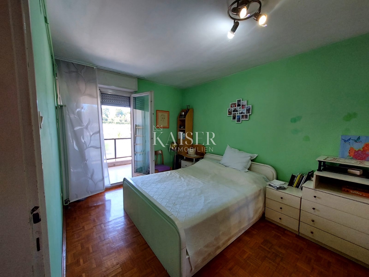 Zara, prima fila al mare - appartamento con quattro camere da letto con vista sulla baia di Jazine