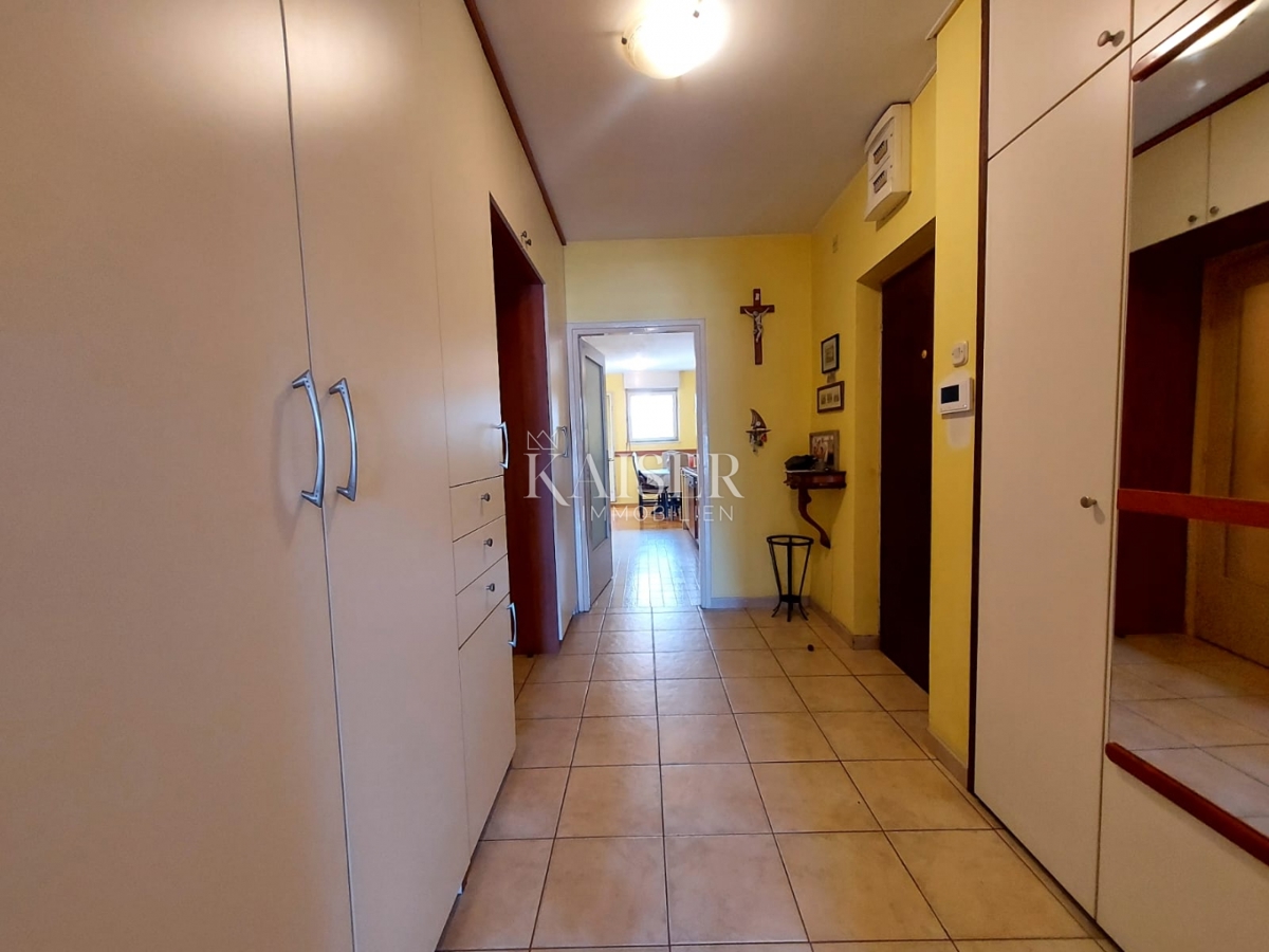 Zara, prima fila al mare - appartamento con quattro camere da letto con vista sulla baia di Jazine