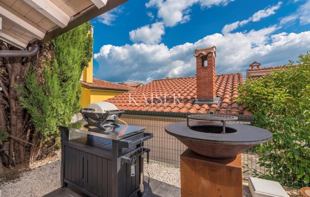 Istria - Parenzo, moderna casa a un piano con piscina