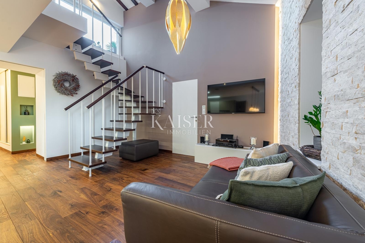 Zara, Poluotok, appartamento duplex in cima a un edificio storico con terrazza panoramica immersa nella vegetazione di platani secolari