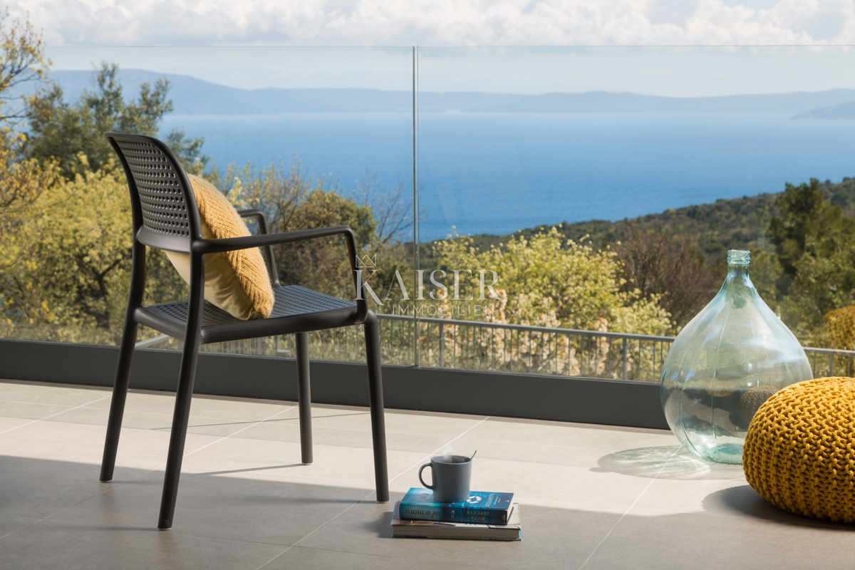 Istria, Labin - Bellissima villa con vista sul mare e sull'isola di Cres