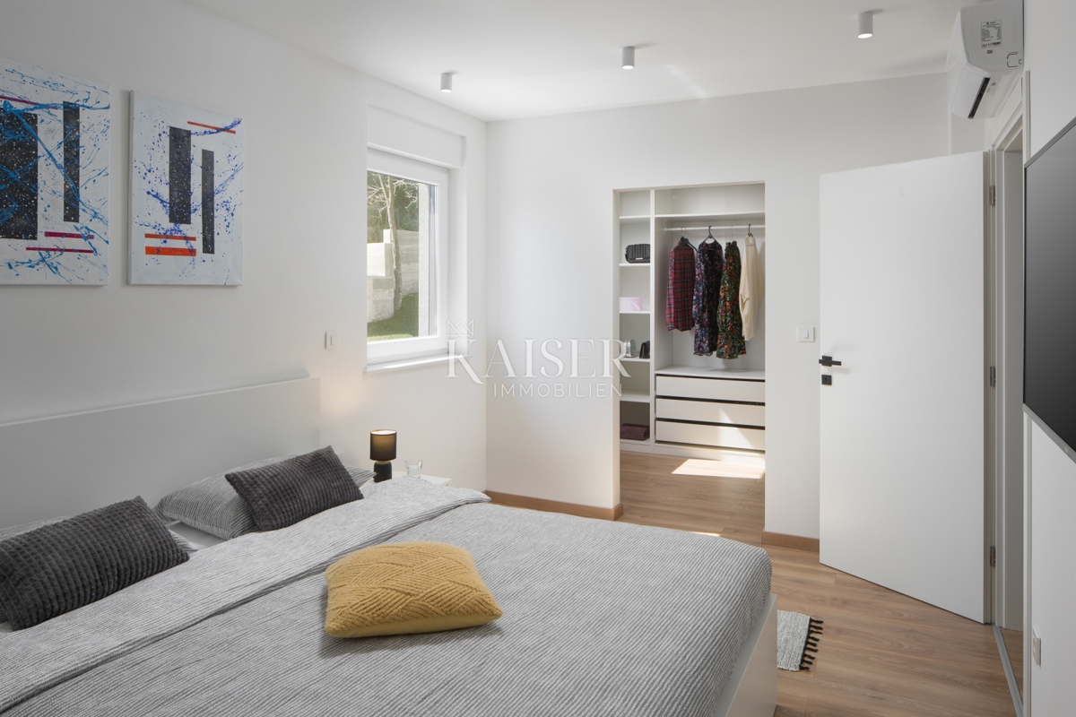 Istria, Labin - Bellissima villa con vista sul mare e sull'isola di Cres