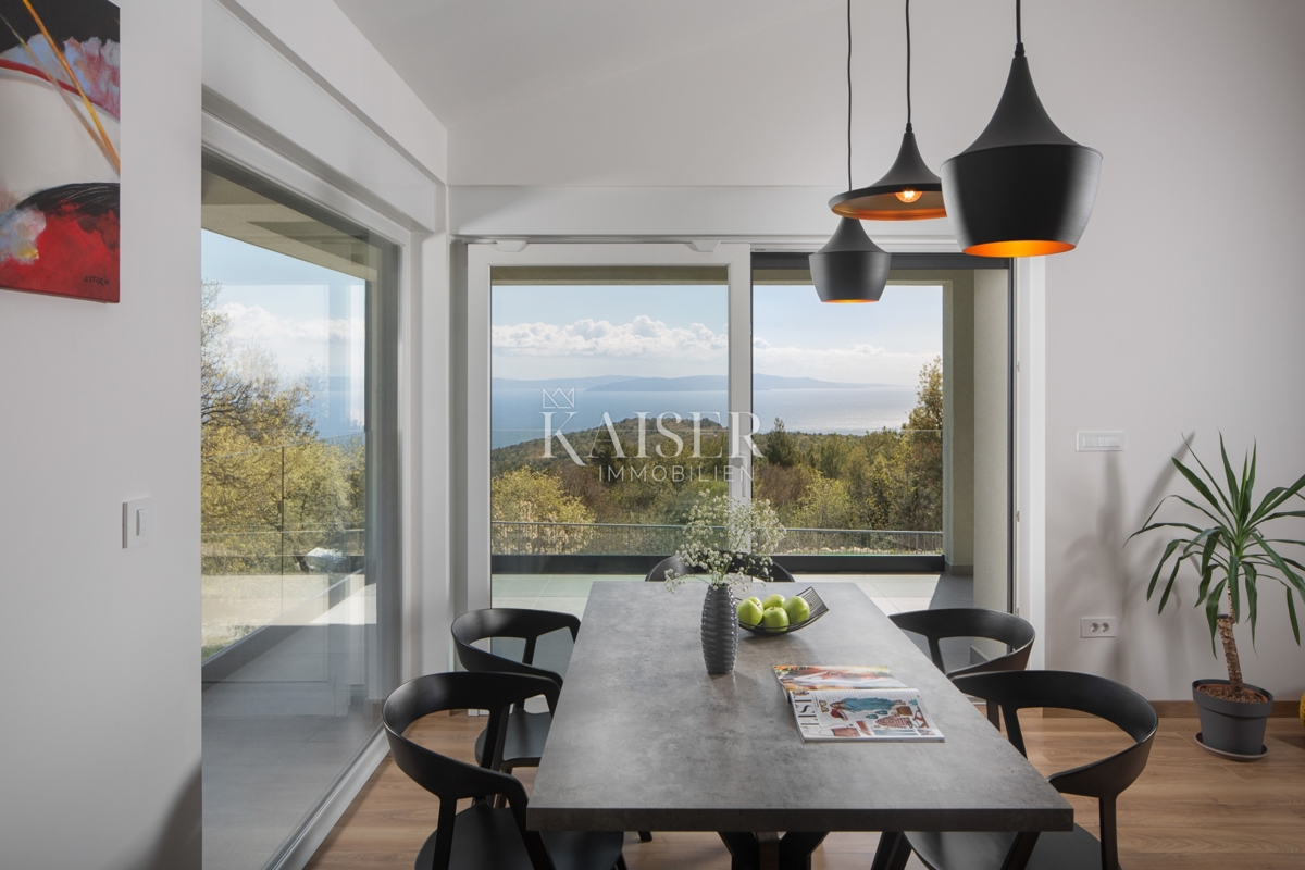 Istria, Labin - Bellissima villa con vista sul mare e sull'isola di Cres