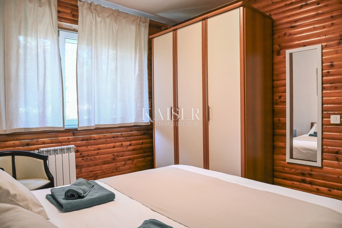 Villa moderna a Kraljevica con piscina, sauna e cantina vinicola 