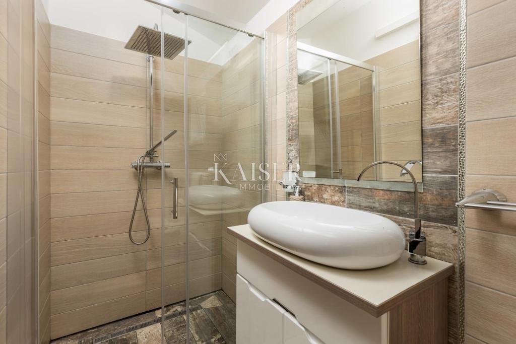 Abbazia, Mošćenička Draga - casa con vista panoramica sul mare, perfetta per una vacanza, 90 m2