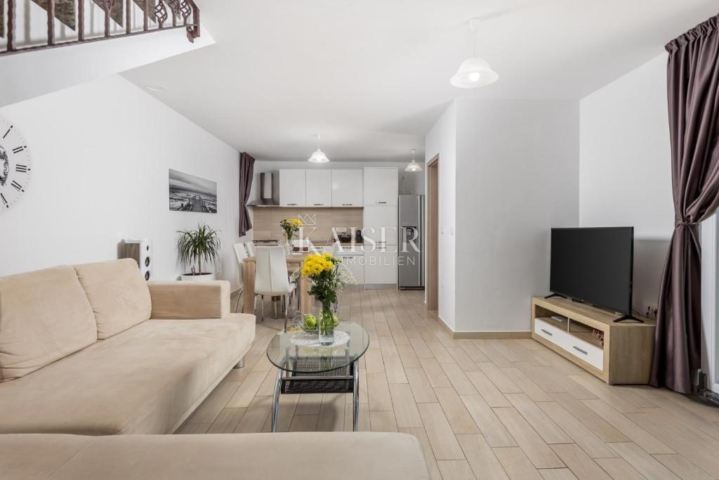 Abbazia, Mošćenička Draga - casa con vista panoramica sul mare, perfetta per una vacanza, 90 m2