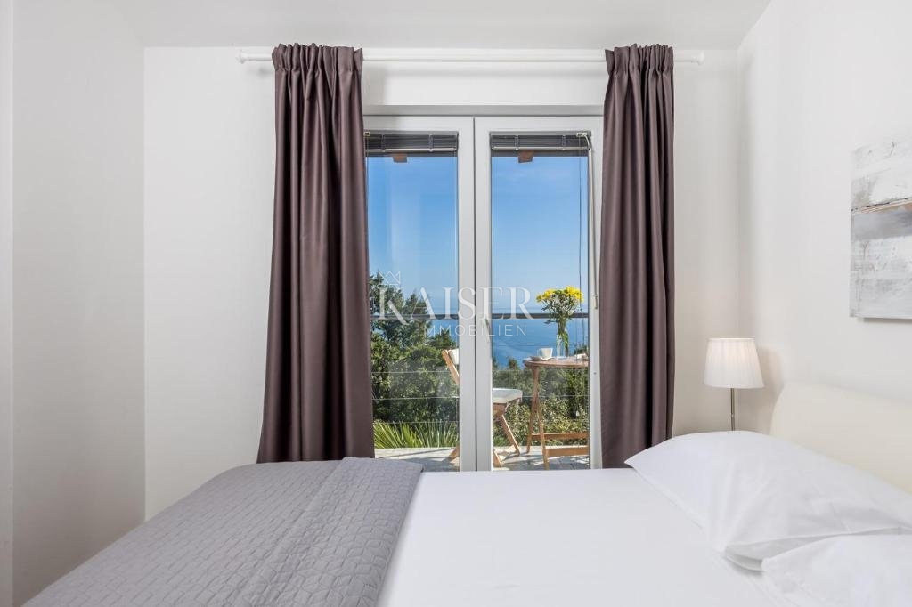 Abbazia, Mošćenička Draga - casa con vista panoramica sul mare, perfetta per una vacanza, 90 m2