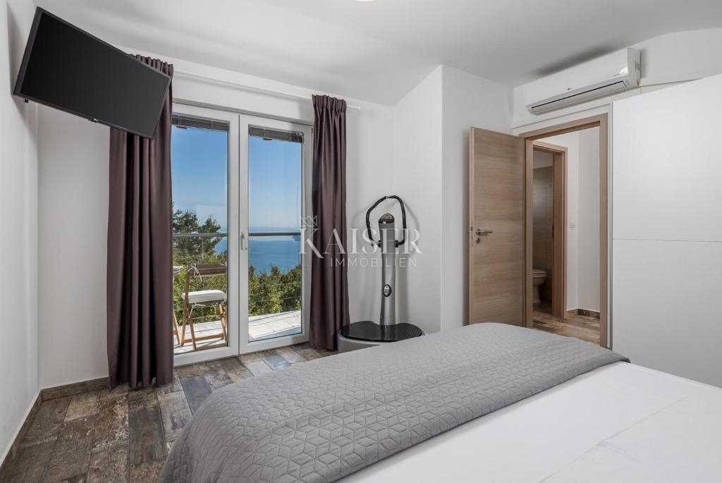 Abbazia, Mošćenička Draga - casa con vista panoramica sul mare, perfetta per una vacanza, 90 m2