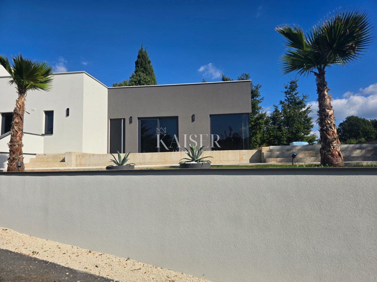 Istria, Barban - casa bifamiliare con piscina